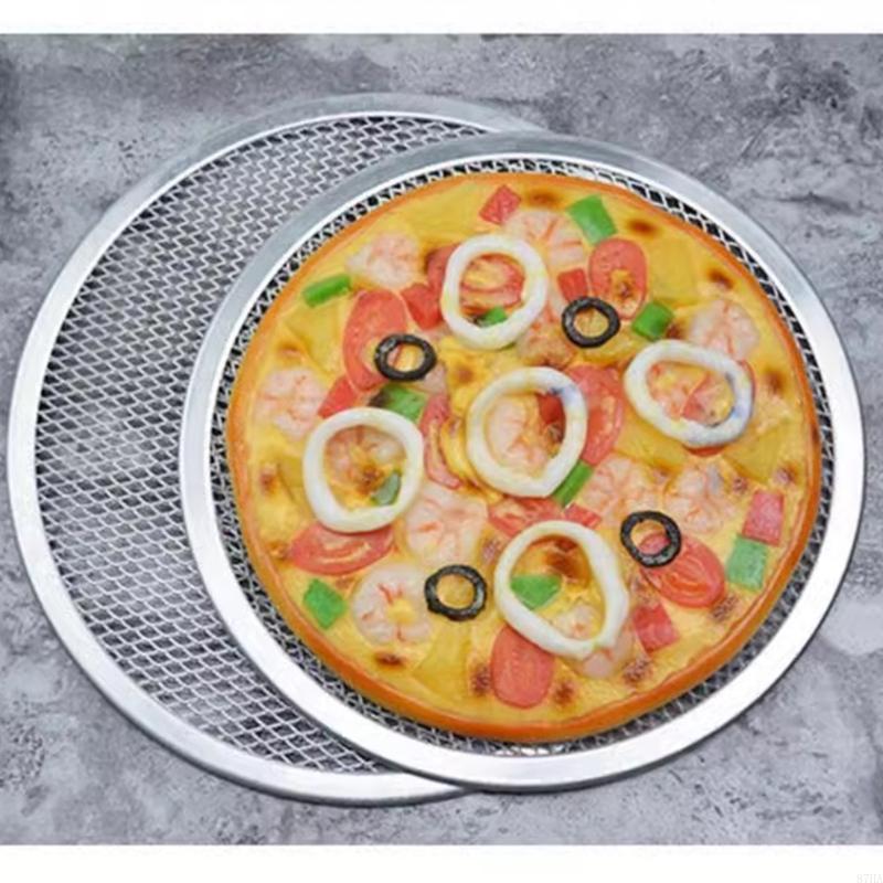 Kitchen Baking Center - Round Aluminum Pizza Screen, Open Center